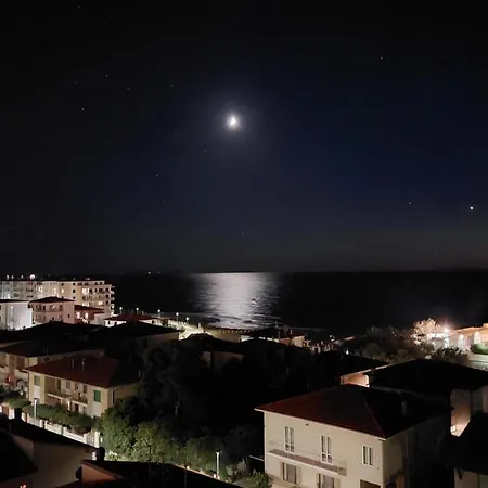 Apartment Blumare